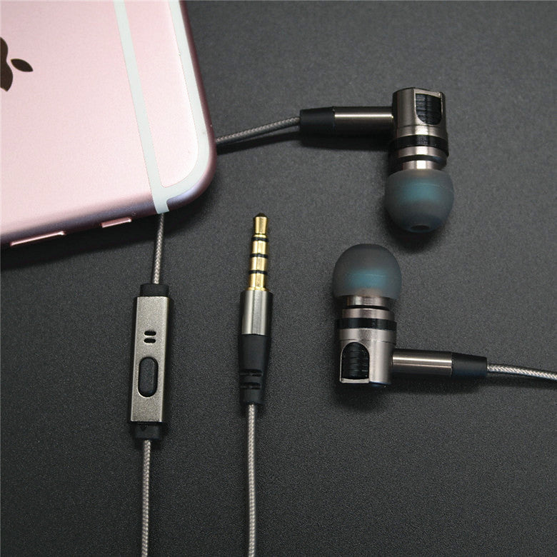 846 in-ear metal earphones