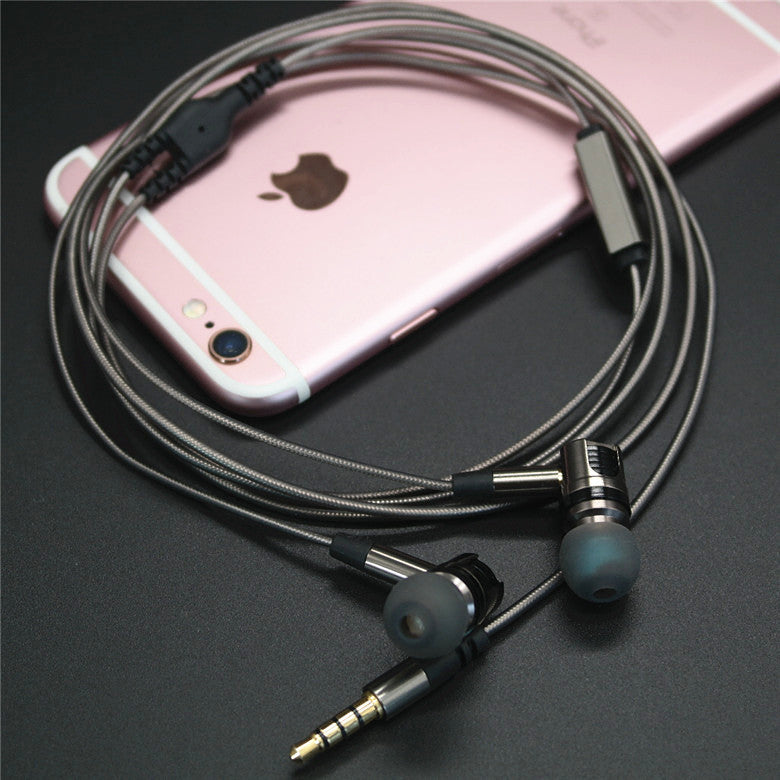 846 in-ear metal earphones